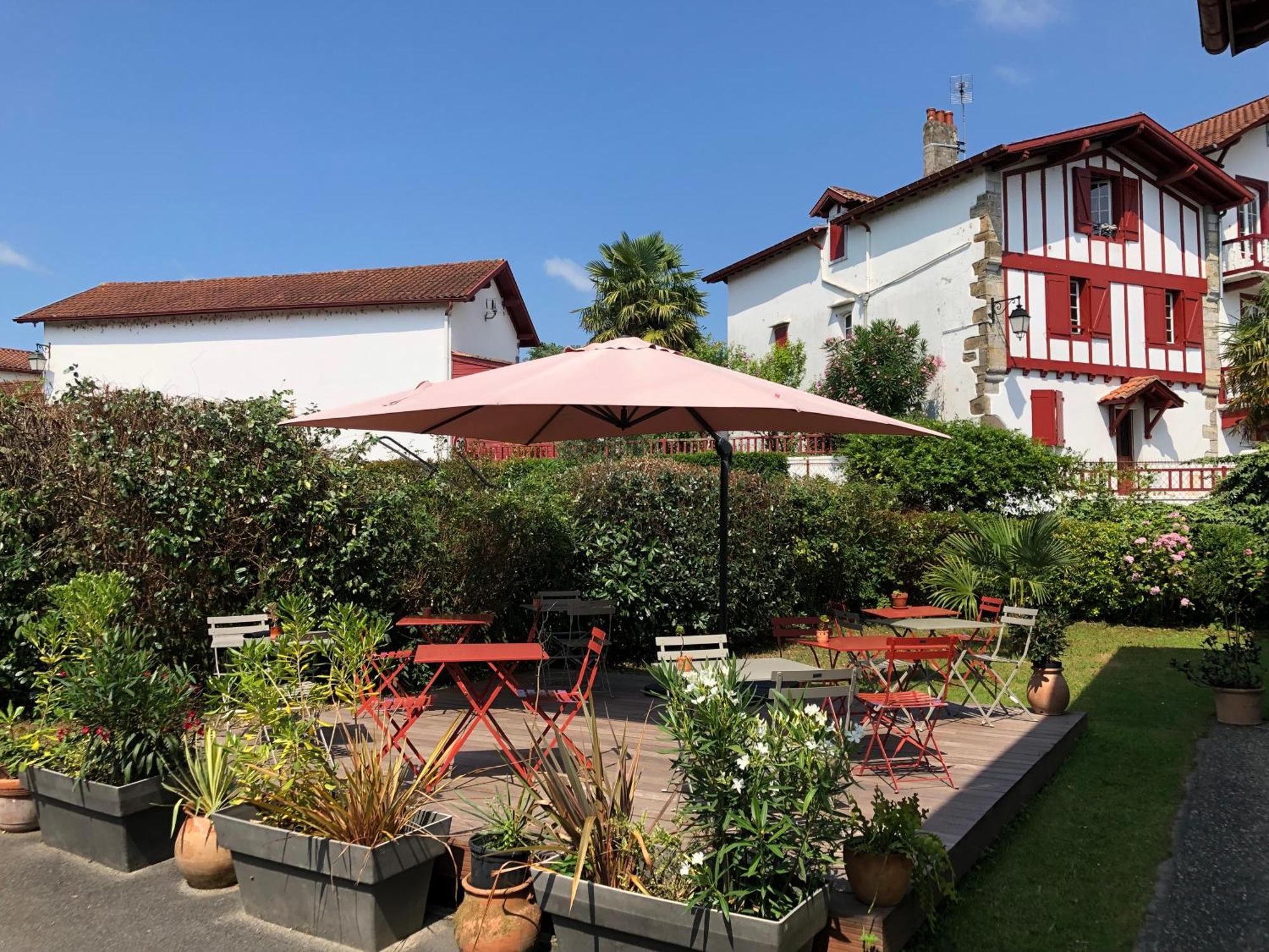 Hotel Ursula Cambo-les-Bains Exteriör bild
